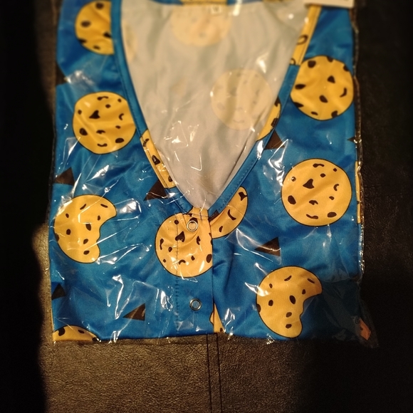 Bite Size Cookie Sleeper - Picture 2 of 2